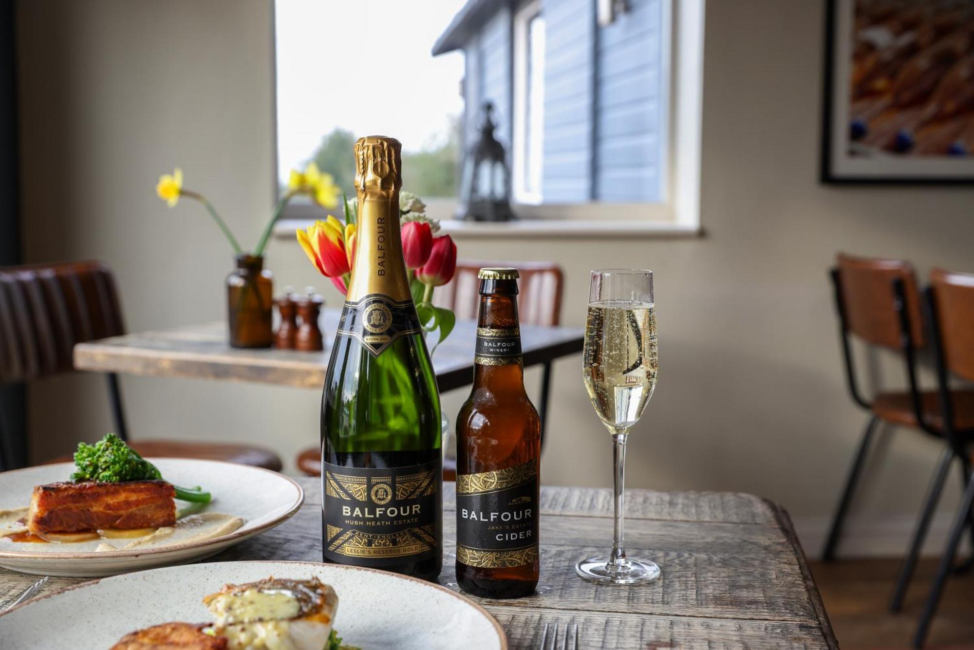 The Goudhurst Inn Экстерьер фото