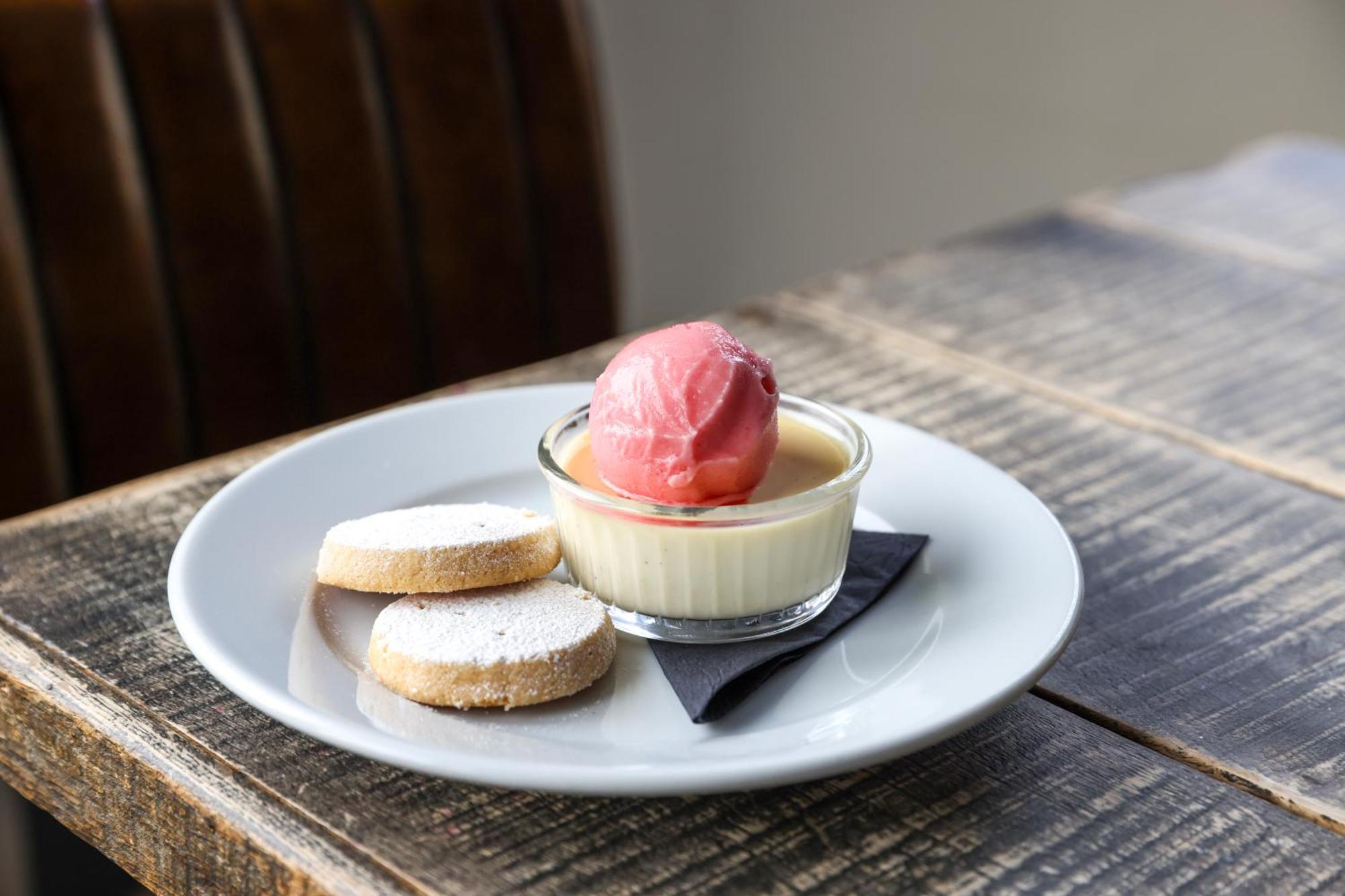 The Goudhurst Inn Экстерьер фото