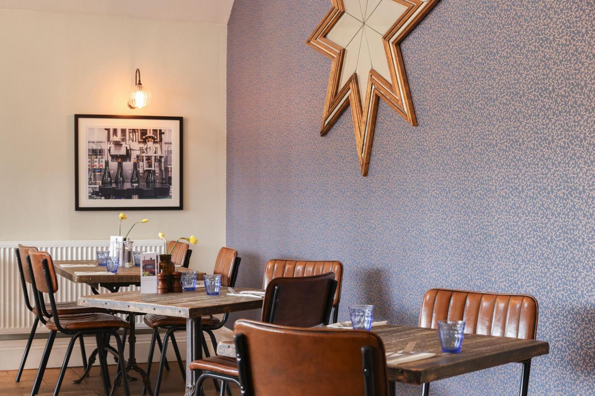 The Goudhurst Inn Экстерьер фото